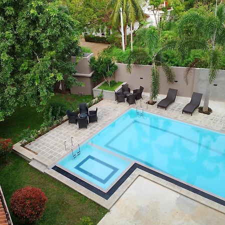 Hotel Malindu Yala Gate Tissamaharama Exterior foto