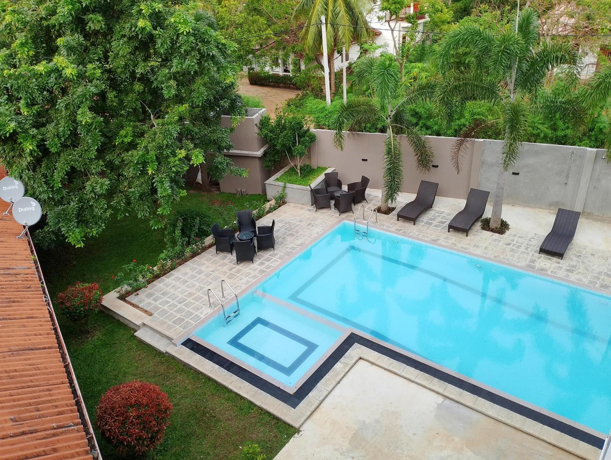 Hotel Malindu Yala Gate Tissamaharama Exterior foto