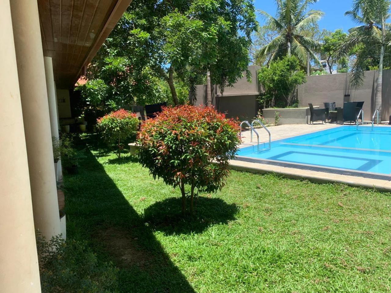 Hotel Malindu Yala Gate Tissamaharama Exterior foto
